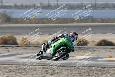 media/Dec-05-2025-CVMA Friday Practice (Fri) [[303bad9a84]]/4-Racer 4-Trackday 1/Session 2 (Turn 14)/